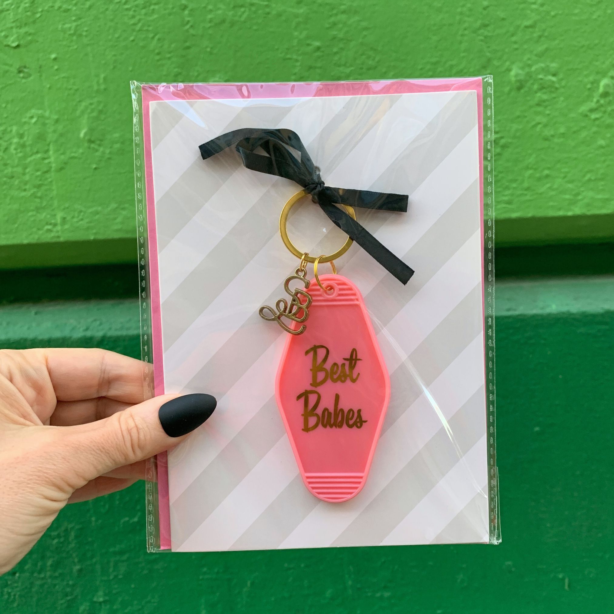 WHOLESALE Retro Inspired Motel Keychains | Unique Gift | Handmade Keychain | Car Keys | Gift for Her | Gift for Him | high quality Funny Keychains