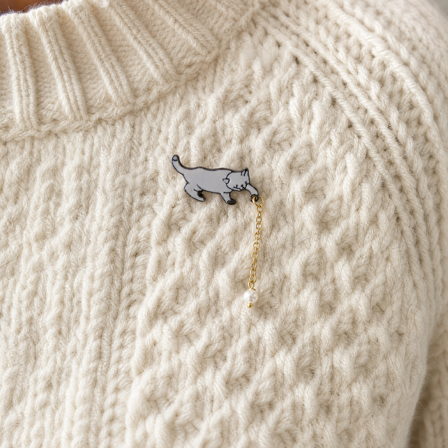 Cat with Ball Enamel Pin | White Cat with Dangling Pearl Charm | Moving Chain