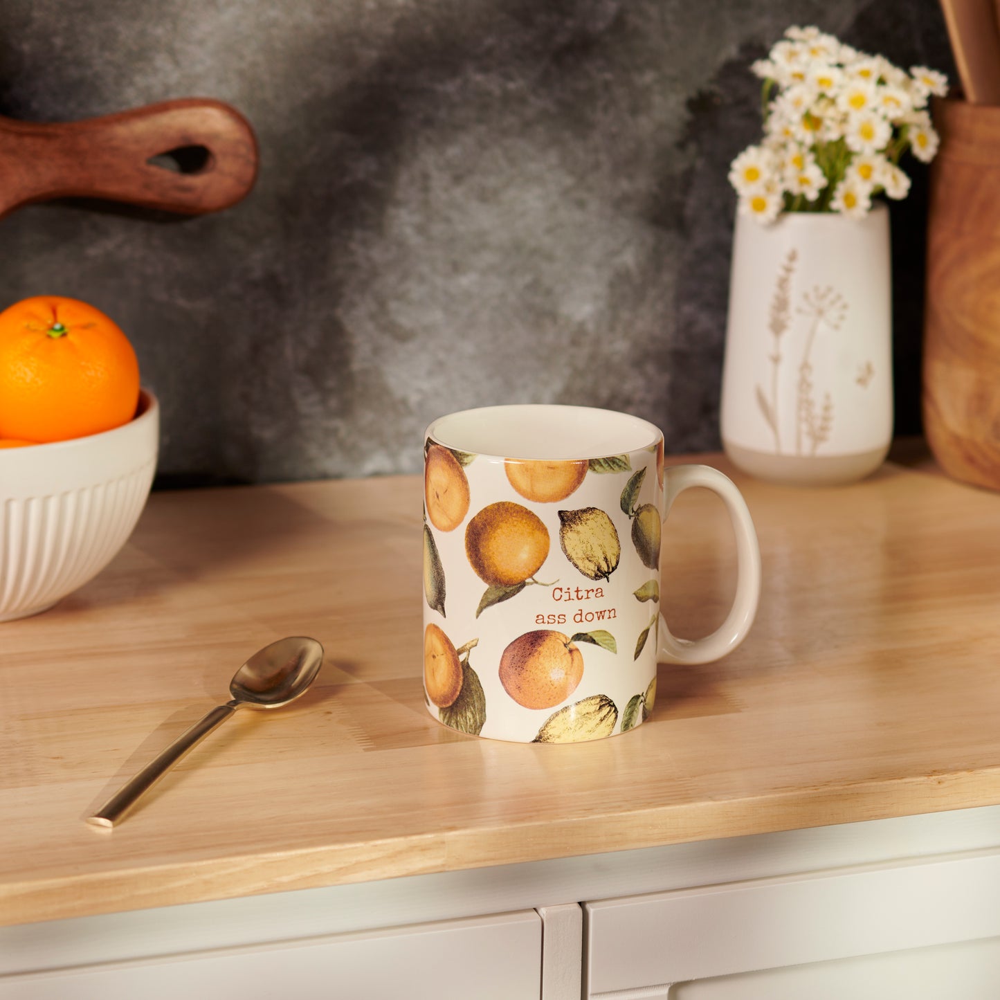 Citra Ass Down Mug in Citrus Vintage Design | Stoneware Coffee Tea Cup | 20 oz