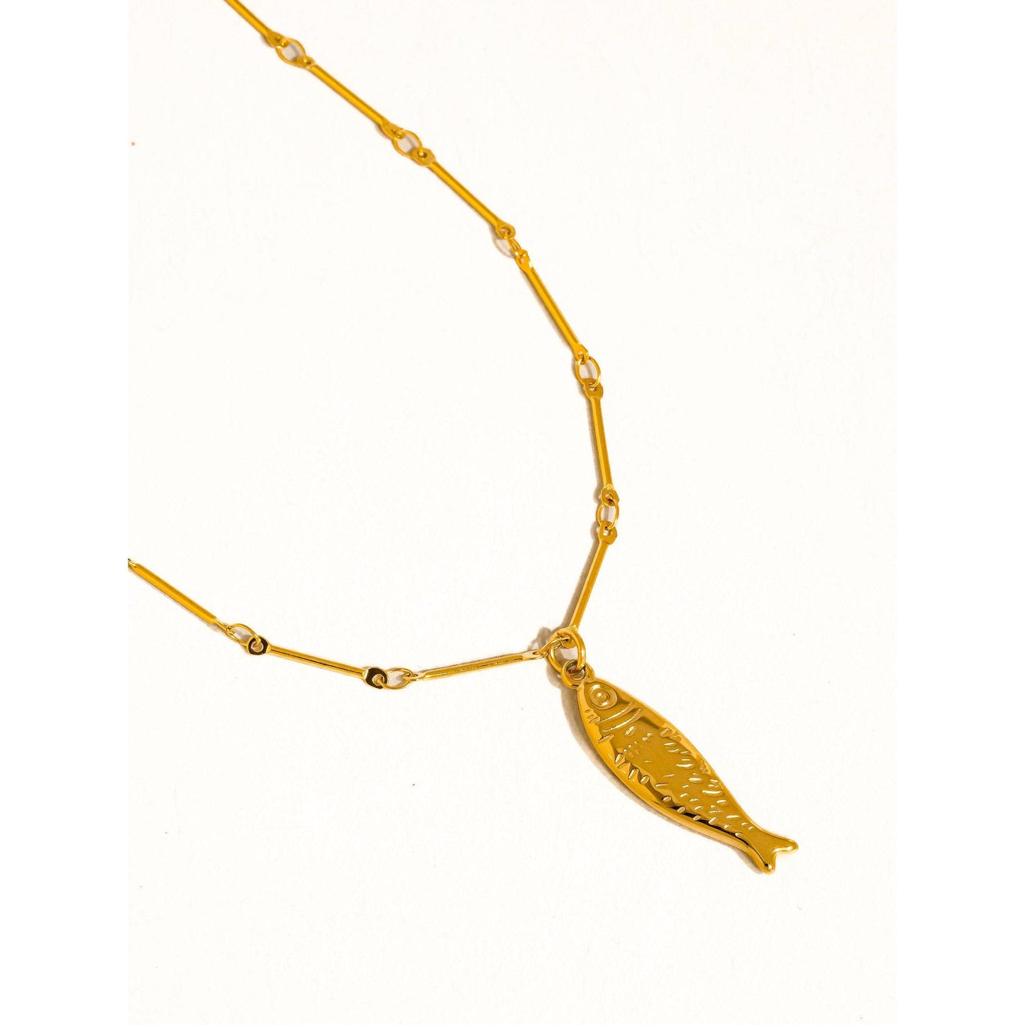 Coralie 18K Gold Non-Tarnish Fish Pendant Chain Necklace – Gold Plated Stainless Steel, Hypoallergenic