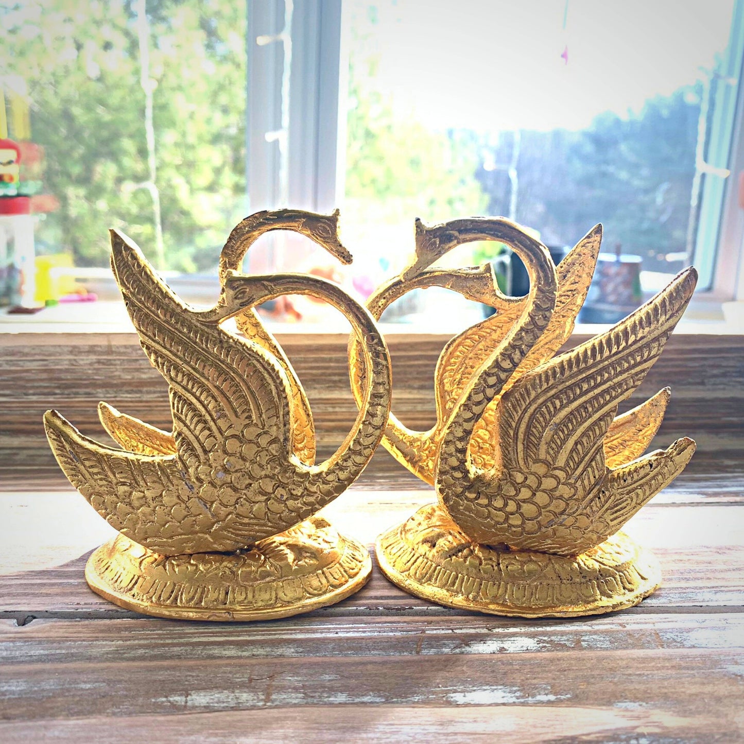Golden Swan Cocktail Napkin or Mail Holder – Elegant Decor Figurine Gift for Home & Office