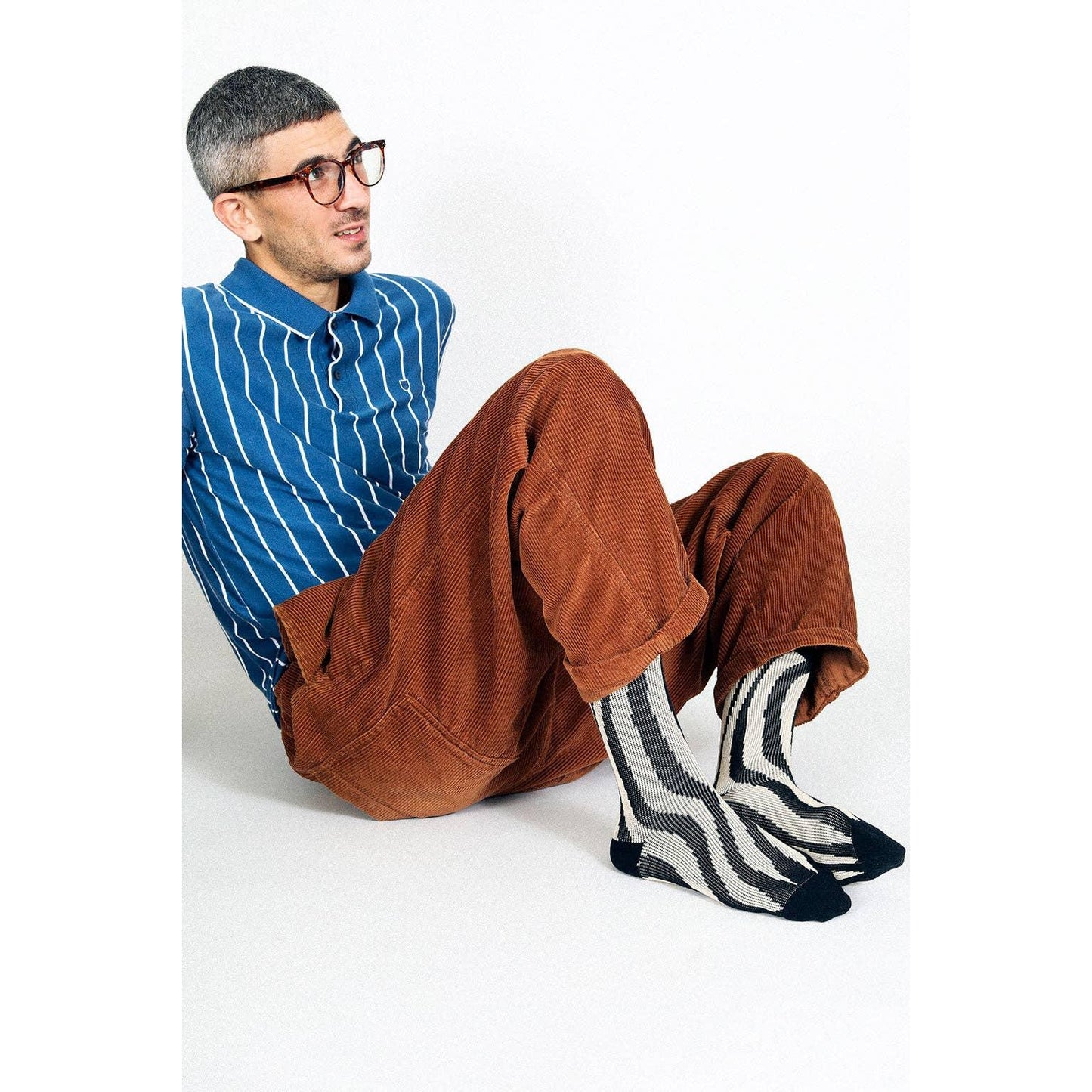 Groove Knit Dress Crew Sock | Men's Black & White Striped Crew Socks | Size 9–12