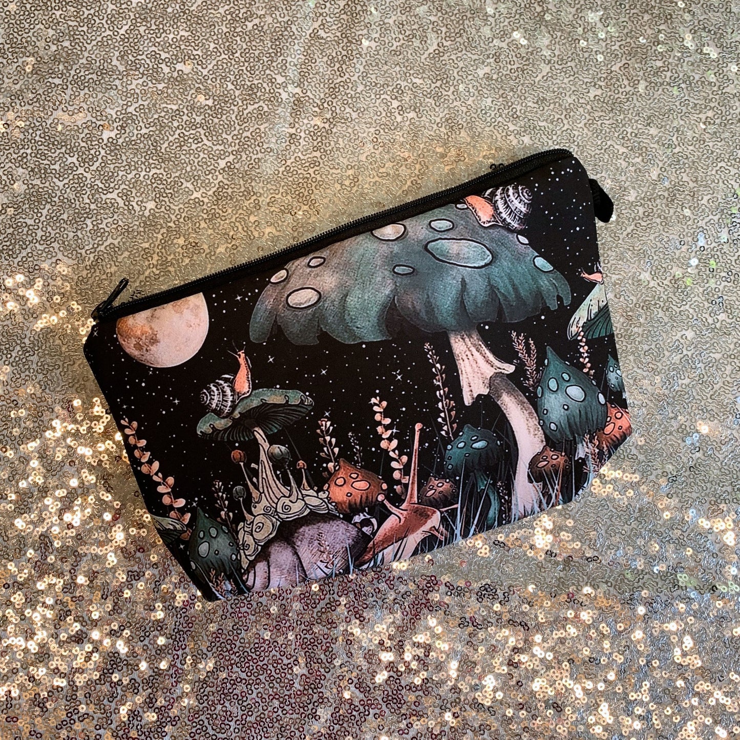 Mushroom Forest Padded Cosmetics Bag Zipper | Makeup Pouch with Inner Pocket | Travel Toiletry Bag