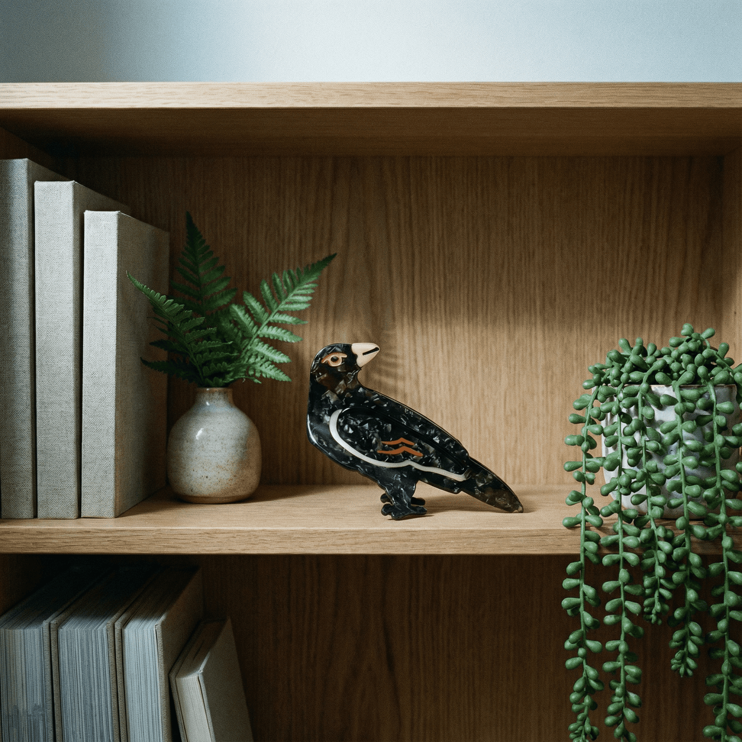 Velvet Claws Crow Bird Hair Claw | Claw Clip in Velvet Travel Bag