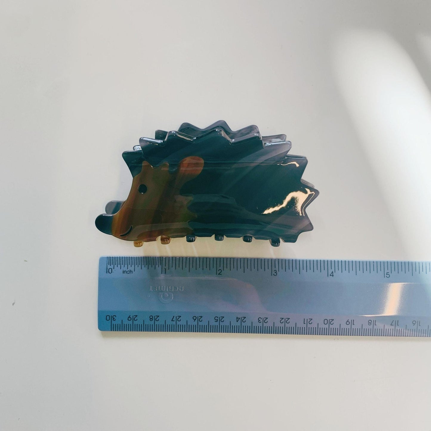 Velvet Claws Hedgehog Hair Clip | Claw Clip in Velvet Travel Bag