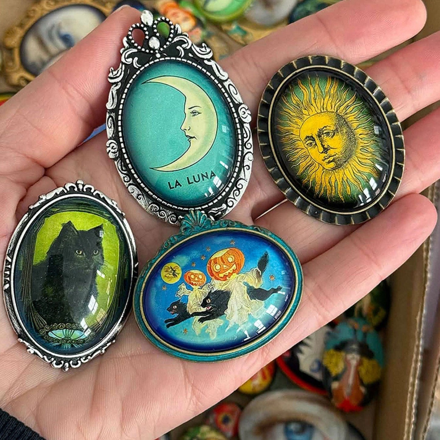 Edgar Allan Poe Portrait Brooch | Vintage Photograph Glass Cabochon in Antiqued Silver Tone