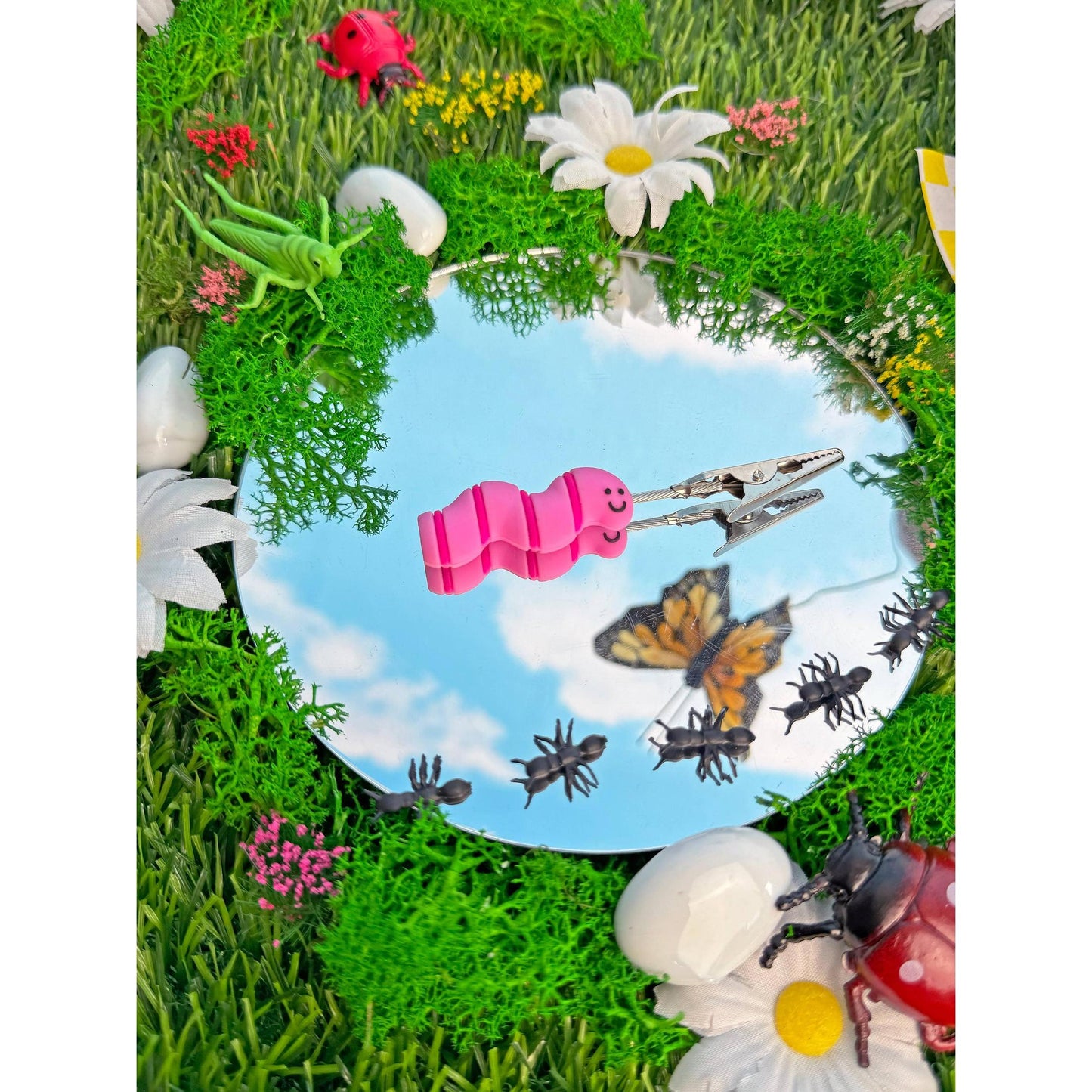 Worm Clip in Pink | Cigarette Joint Holder | Smoking Accessories | 3.5"