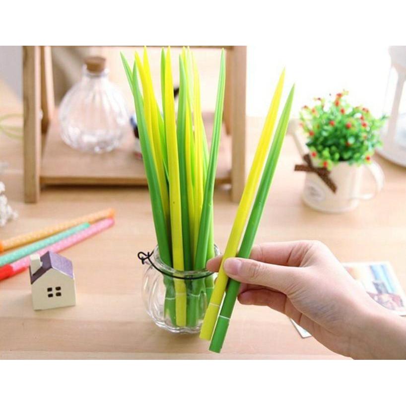 The Grass is Greener Pen Set