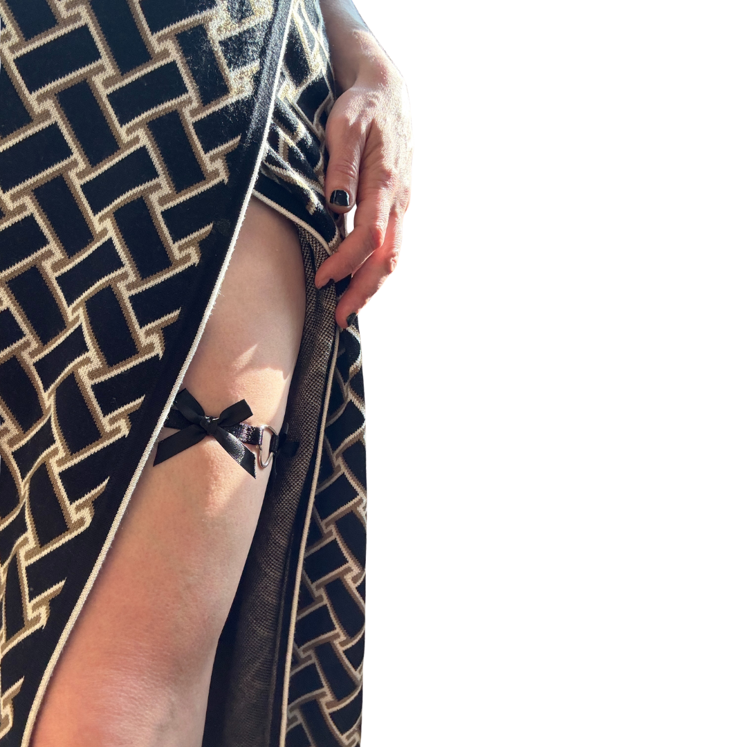 Gothic Heart Garter | Black Leg Garter with Silver Openwork Heart