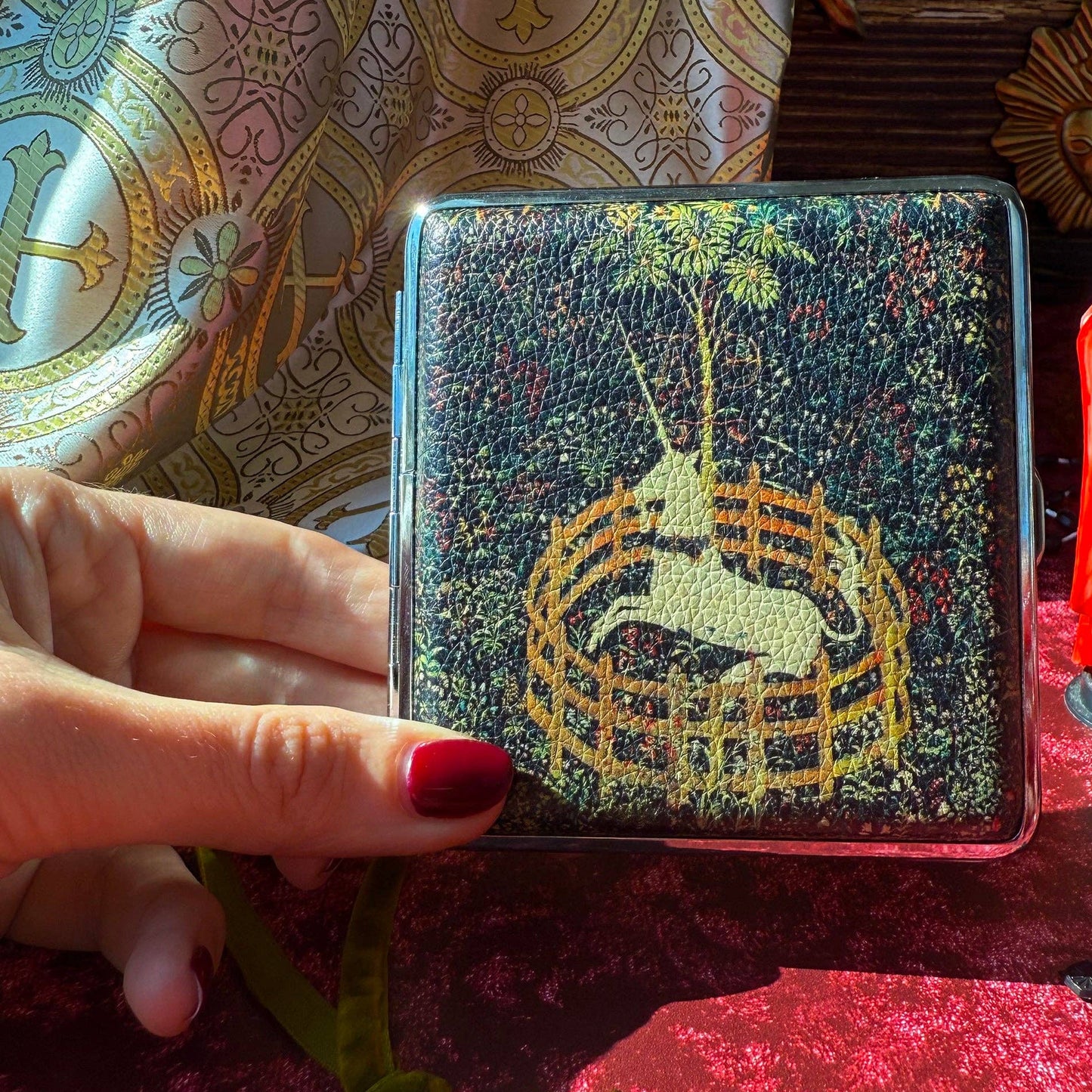 Medieval Tapestry Cigarette Case | Unicorn Floral Slim Metal Case