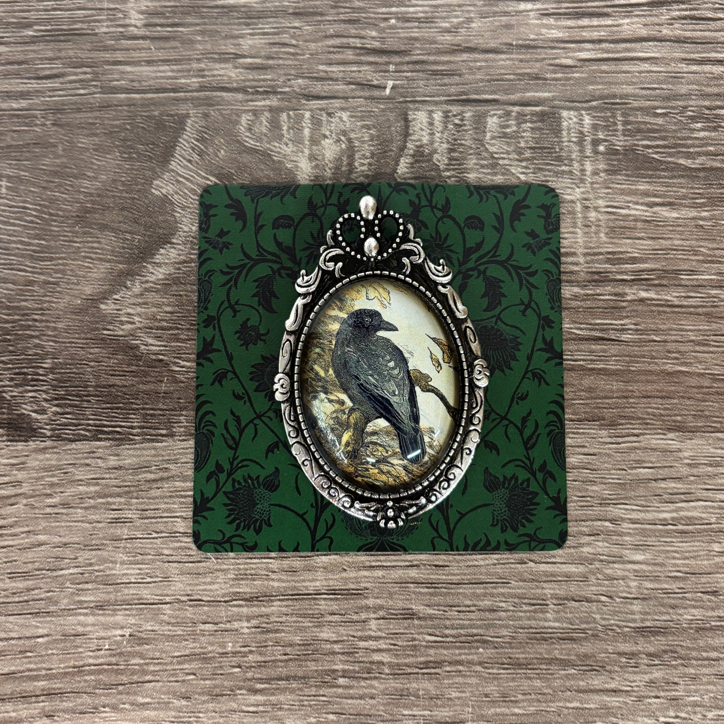 Antique Crow Cameo Art Brooch in Vintage Silver