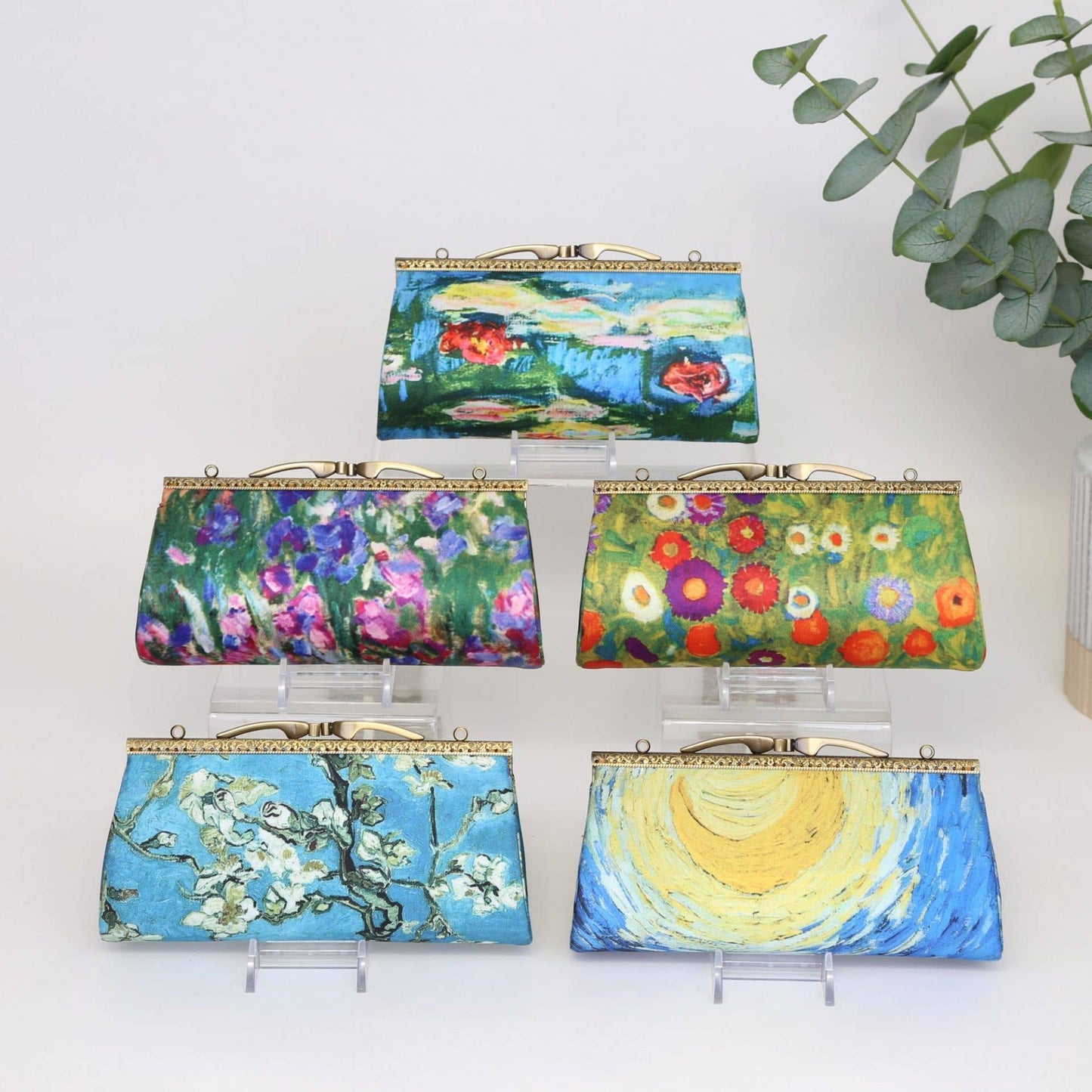 Artist-Inspired Eyeglasses Case – Van Gogh The Starry Night | Handmade Satin Glasses Holder with Kiss Clasp Frame