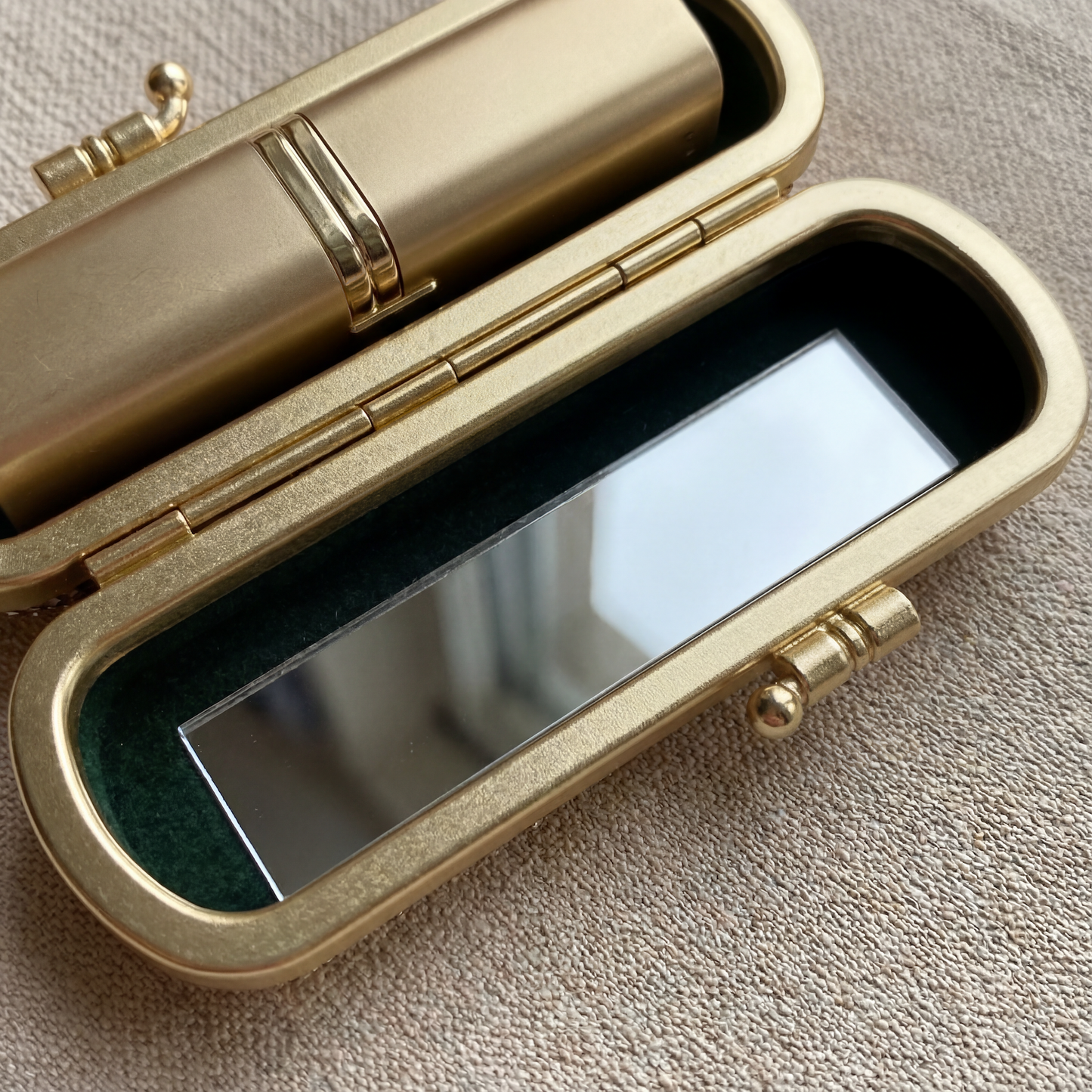 Artist Painting Print Lipstick Case with Mirror – Van Gogh The Starry Night | Elegant Gold Frame Holde