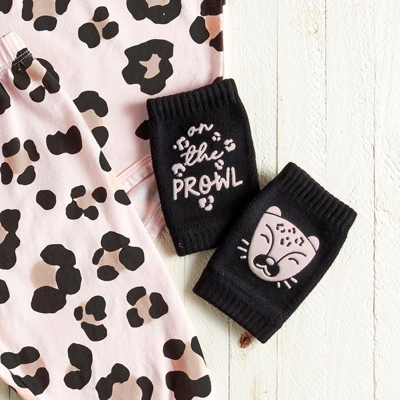 Baby Gift "On The Prowl" Baby Knee Pad Leopard Motif | Non-Slip | Toddler Infant Crawling Stage