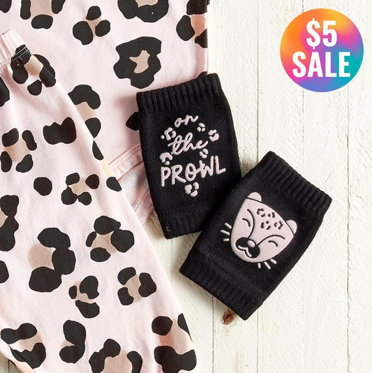 Baby Gift "On The Prowl" Baby Knee Pad Leopard Motif | Non-Slip | Toddler Infant Crawling Stage