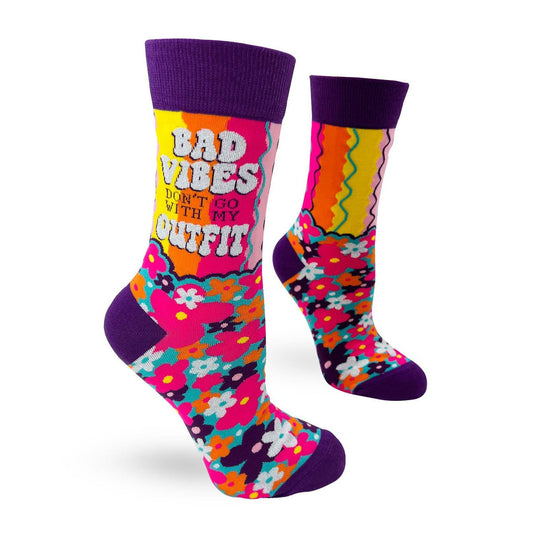 Bad Vibes Don't Go With My Outfit Women's Crew Socks | Retro Flower Pattern