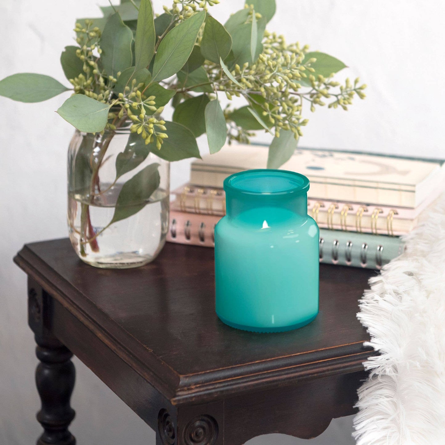 Golden Howdy Candle & Bracelet Set | Scented Candle & Beaded Bracelet Giftable Set