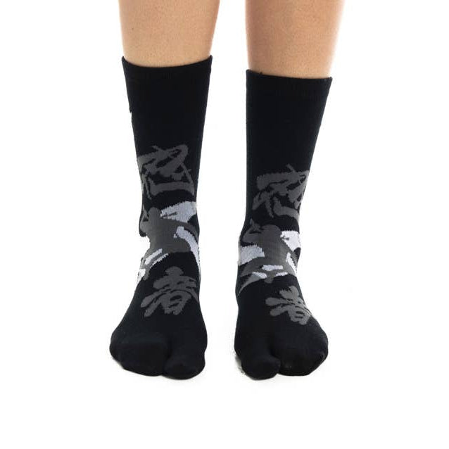 Black Ninja Split Toe Tabi Socks | Japanese Style Big Toe Crew Socks for Sandals & Flip Flops