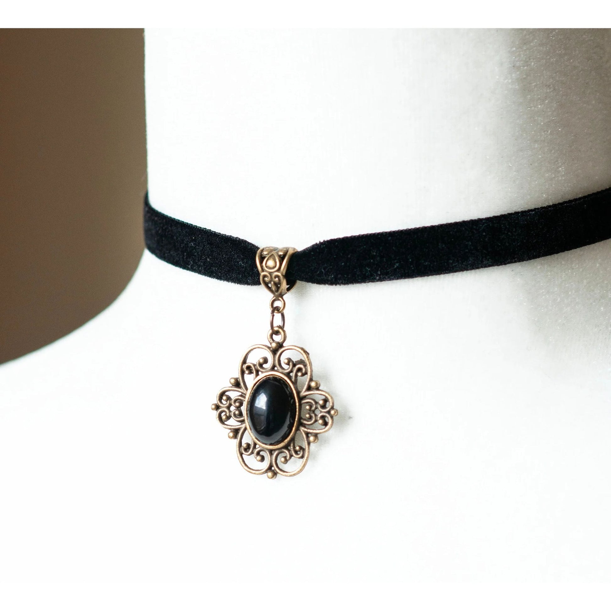 Black Velvet Choker with Agate Pendant in Floral Filigree