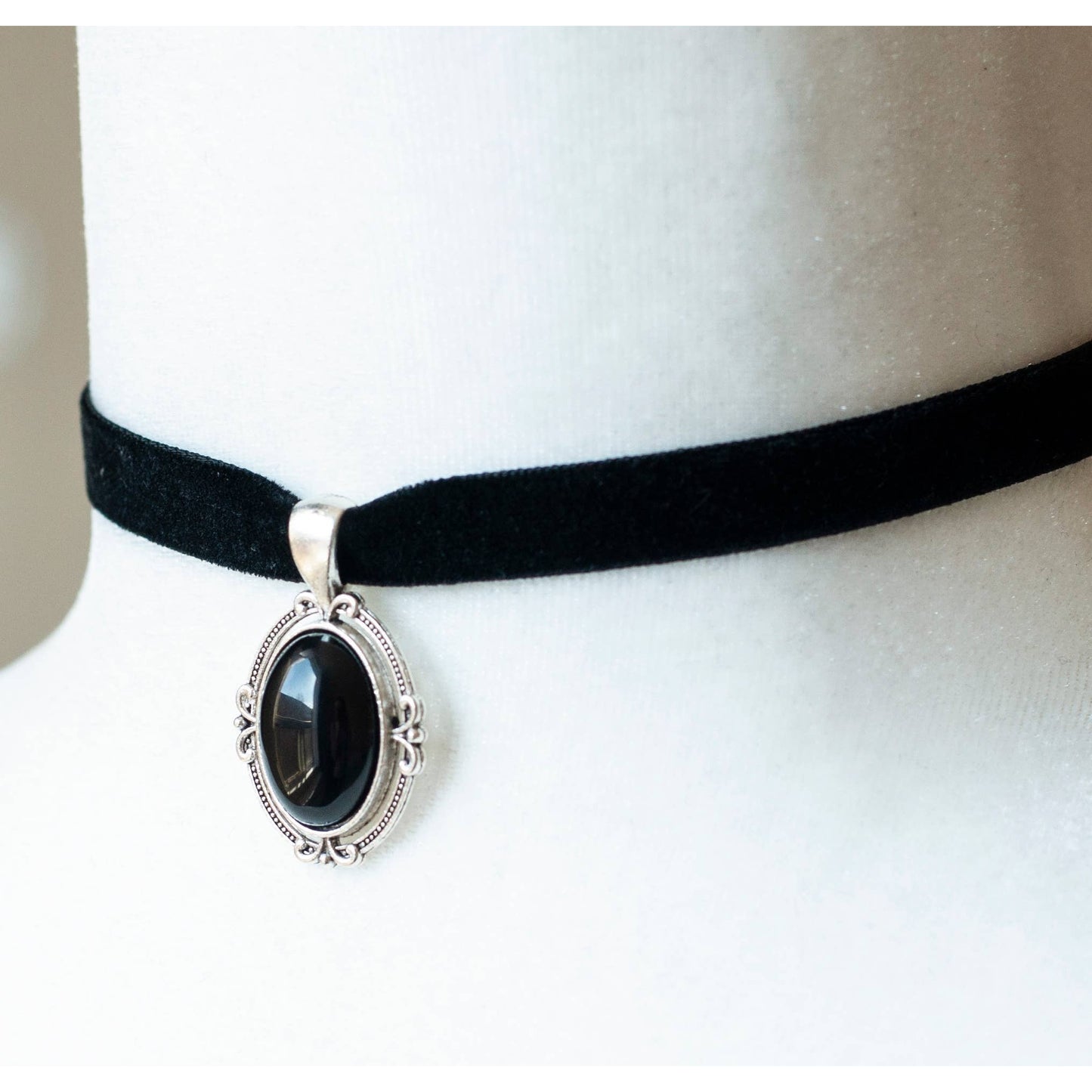 Black Velvet Choker with Agate pendant