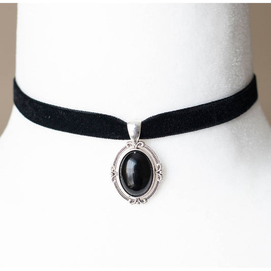 Black Velvet Choker with Agate pendant