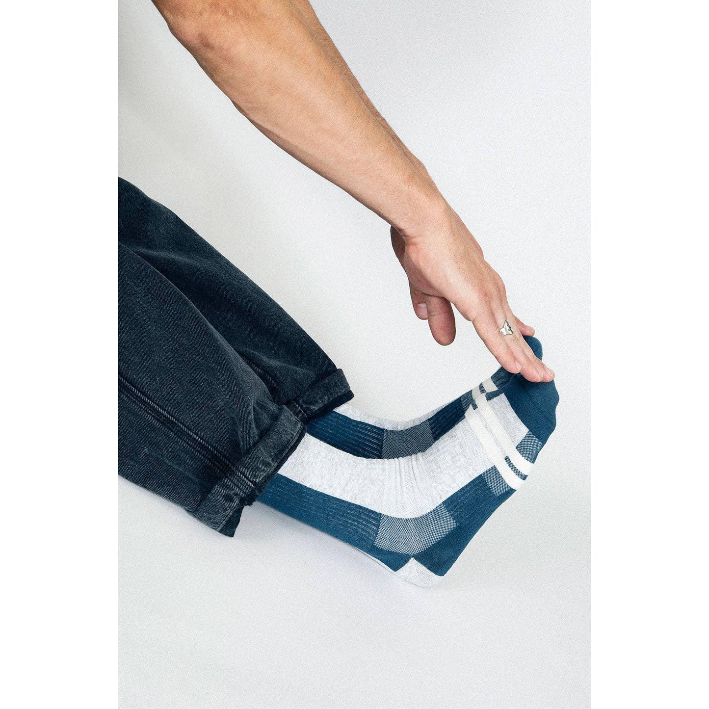 Bower Crew Socks in Navy | Men's Cushioned Crew Socks with Arch Support | Breathable Cotton Socks Size 9–12