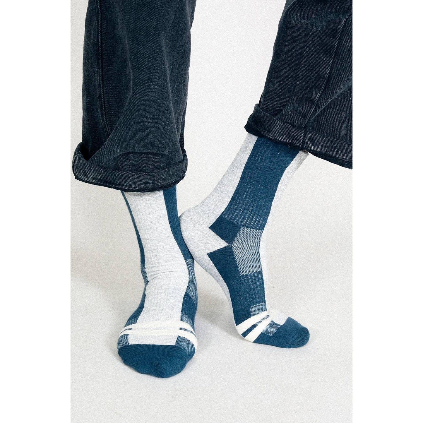 Bower Crew Socks in Navy | Men's Cushioned Crew Socks with Arch Support | Breathable Cotton Socks Size 9–12