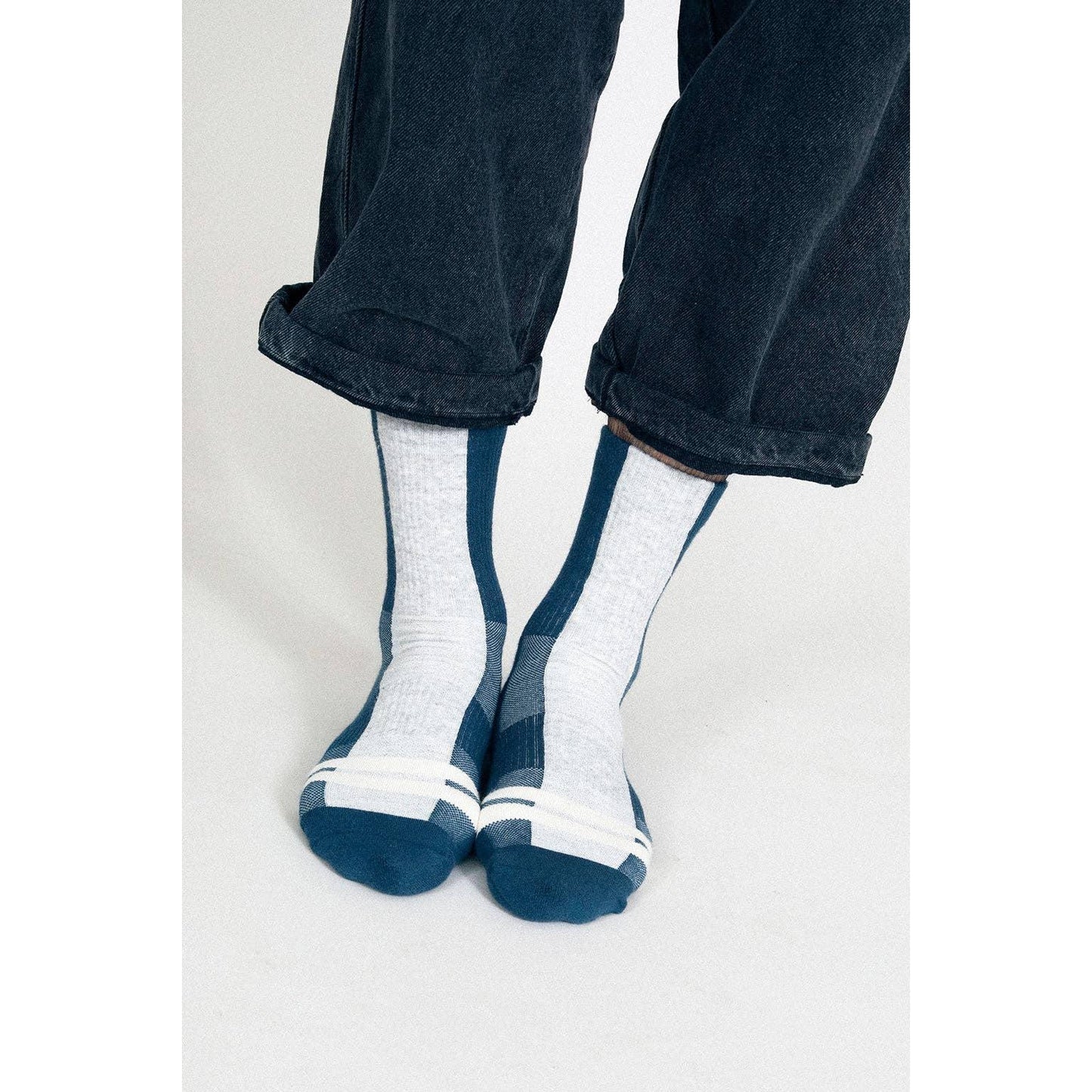 Bower Crew Socks in Navy | Men's Cushioned Crew Socks with Arch Support | Breathable Cotton Socks Size 9–12