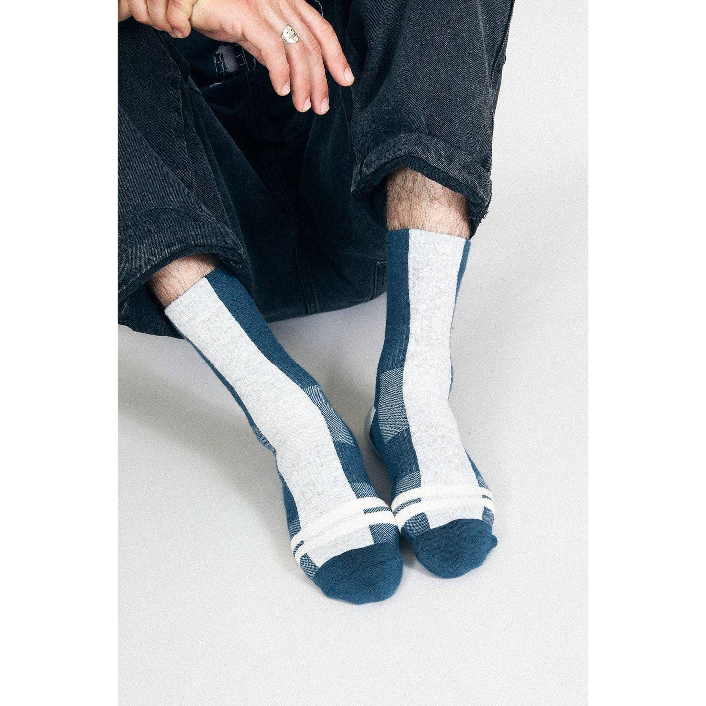 Bower Crew Socks in Navy | Men's Cushioned Crew Socks with Arch Support | Breathable Cotton Socks Size 9–12