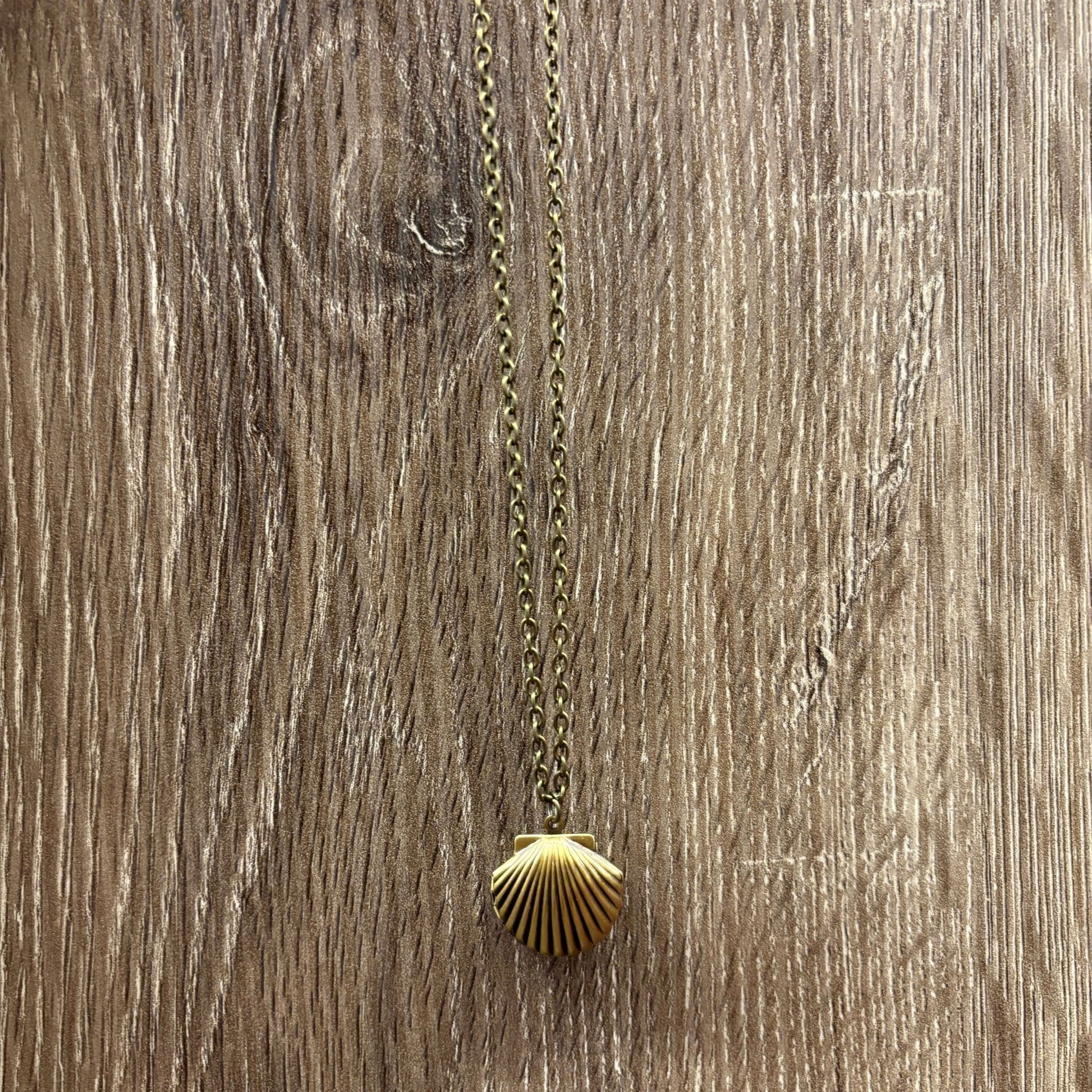 Bronze Seashell Locket Pendant Necklace | Vintage Ocean-Inspired Charm