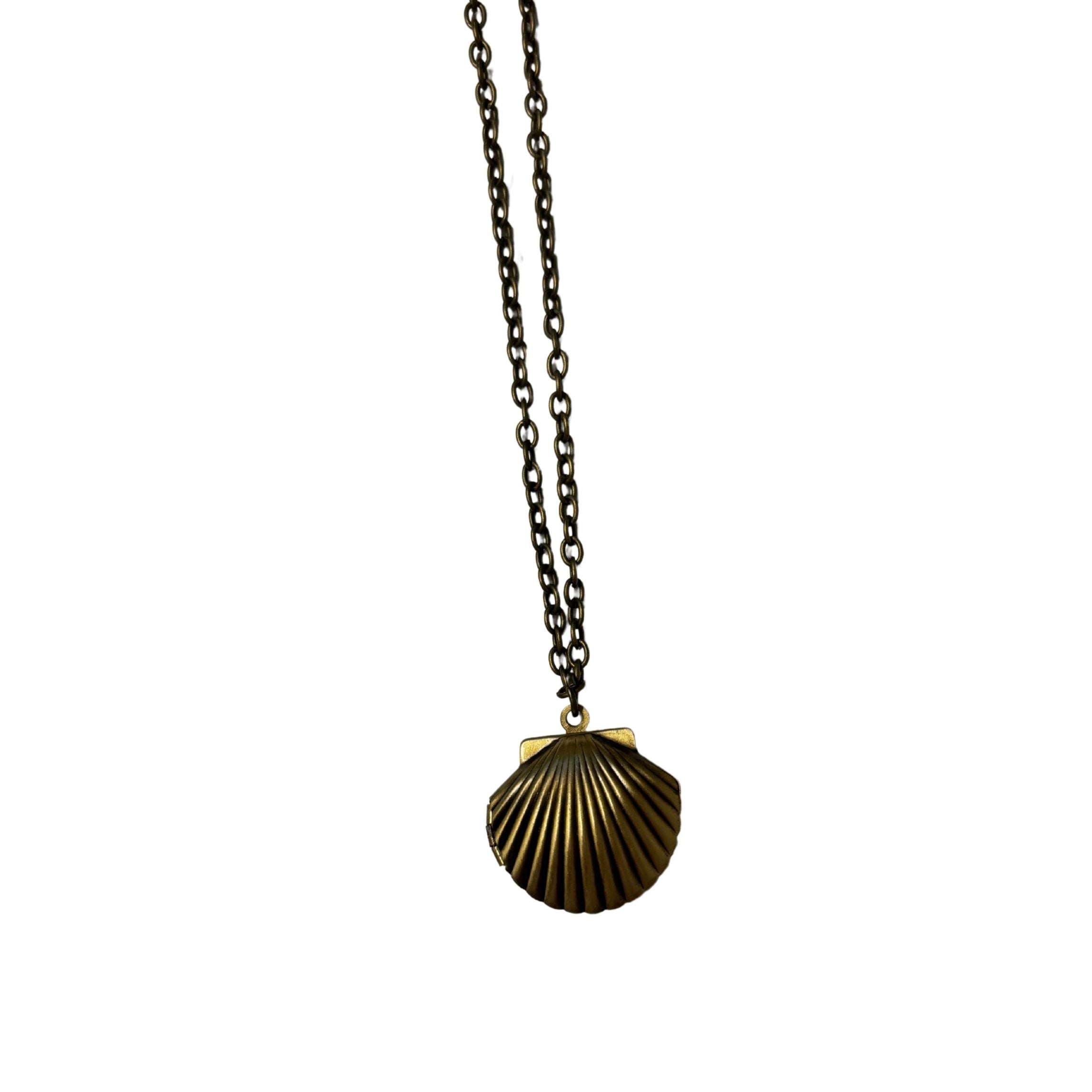 Bronze Seashell Locket Pendant Necklace | Vintage Ocean-Inspired Charm ...