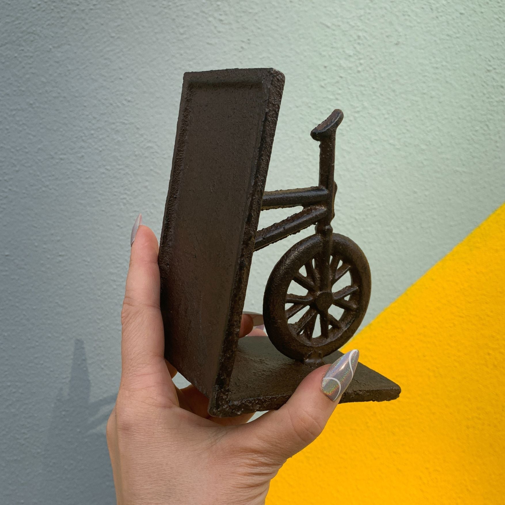 Cast Iron Bike Bookends Set | Decorative Brown Bicycle Bookshelf Stand Support Brace Holder