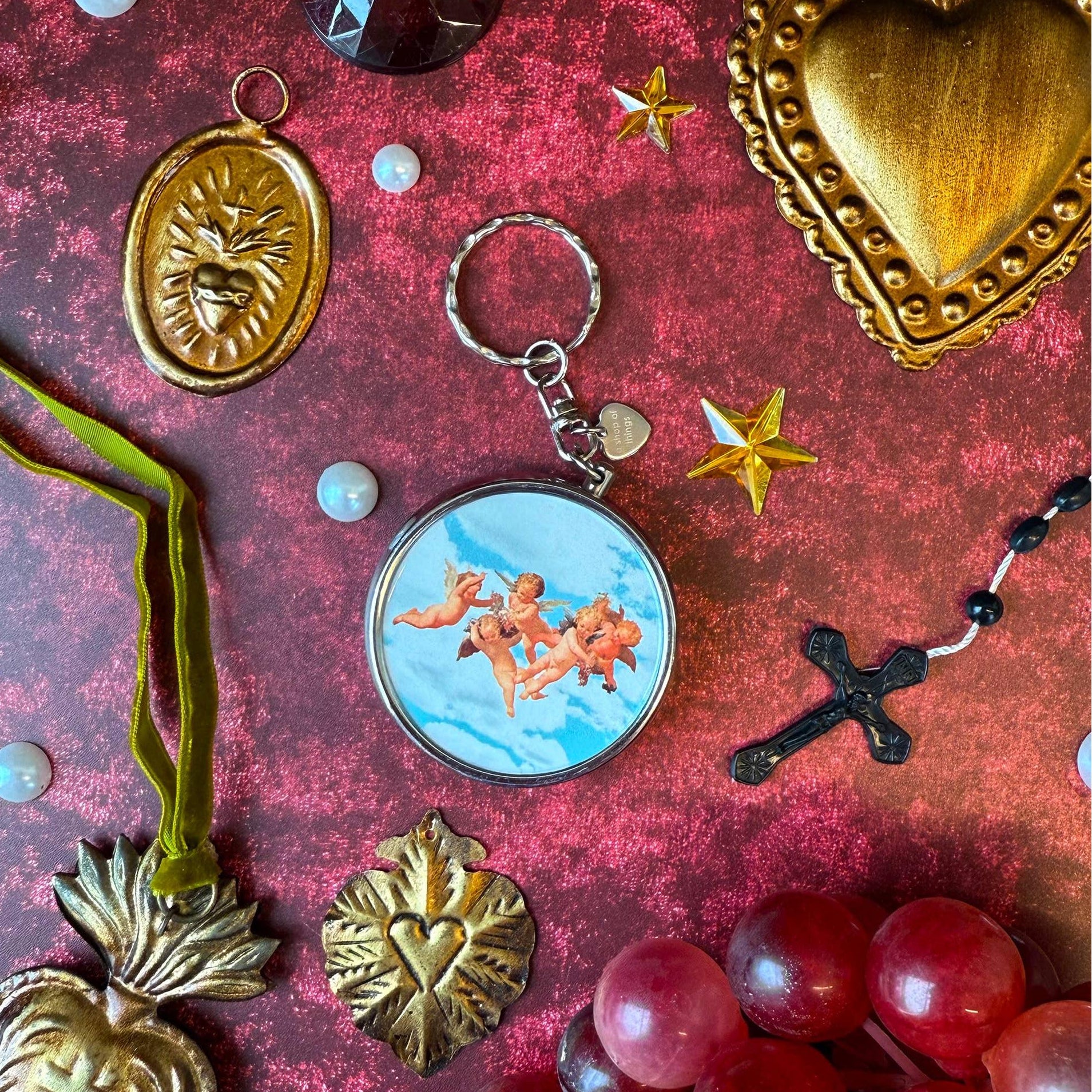 Cherub Ash Tray Keychain | Angel Cherub Pocket Ashtray Keychain | Cute Kitsch Smoking Accessory