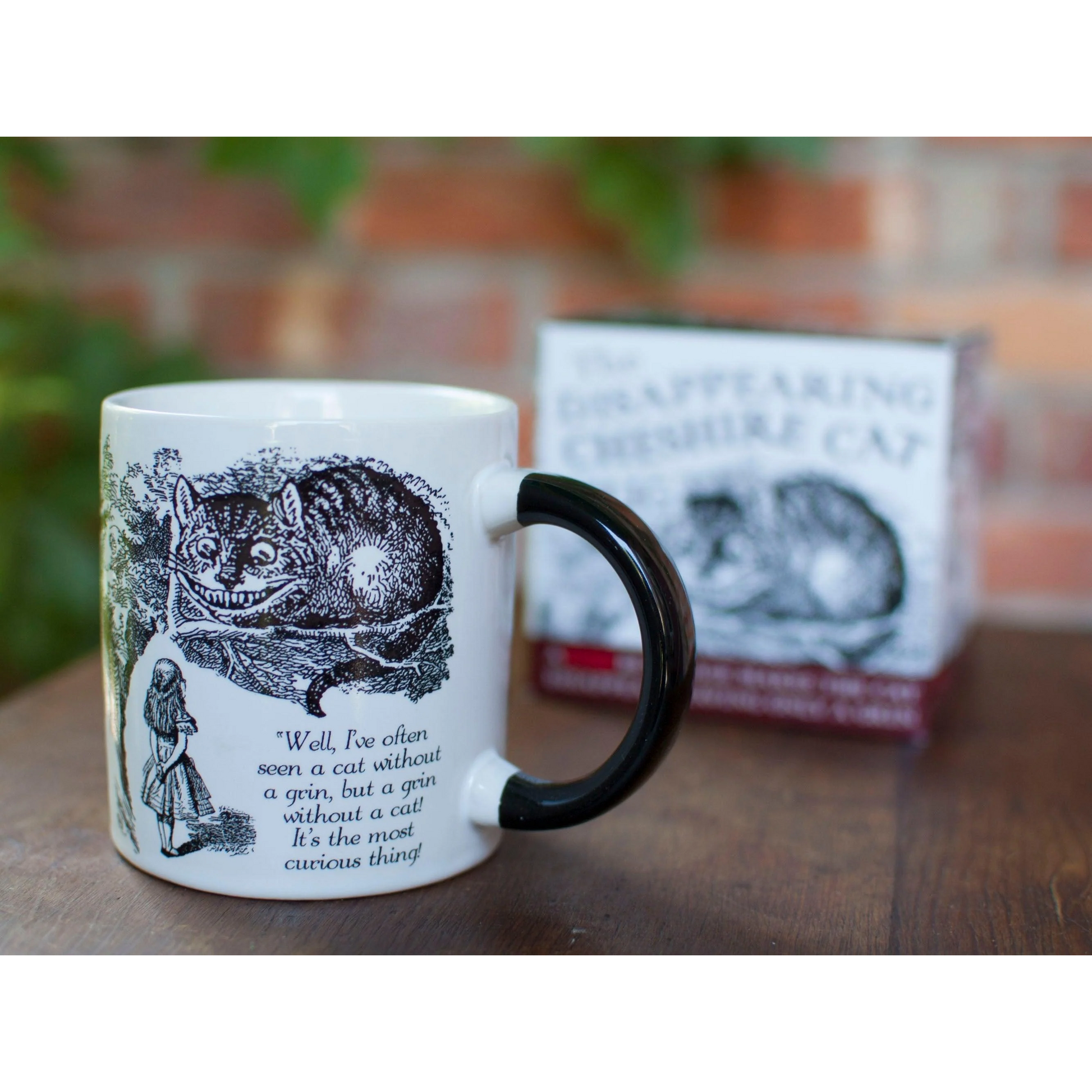 Cheshire Cat Heat-Changing Coffee Mug | Alice in Wonderland