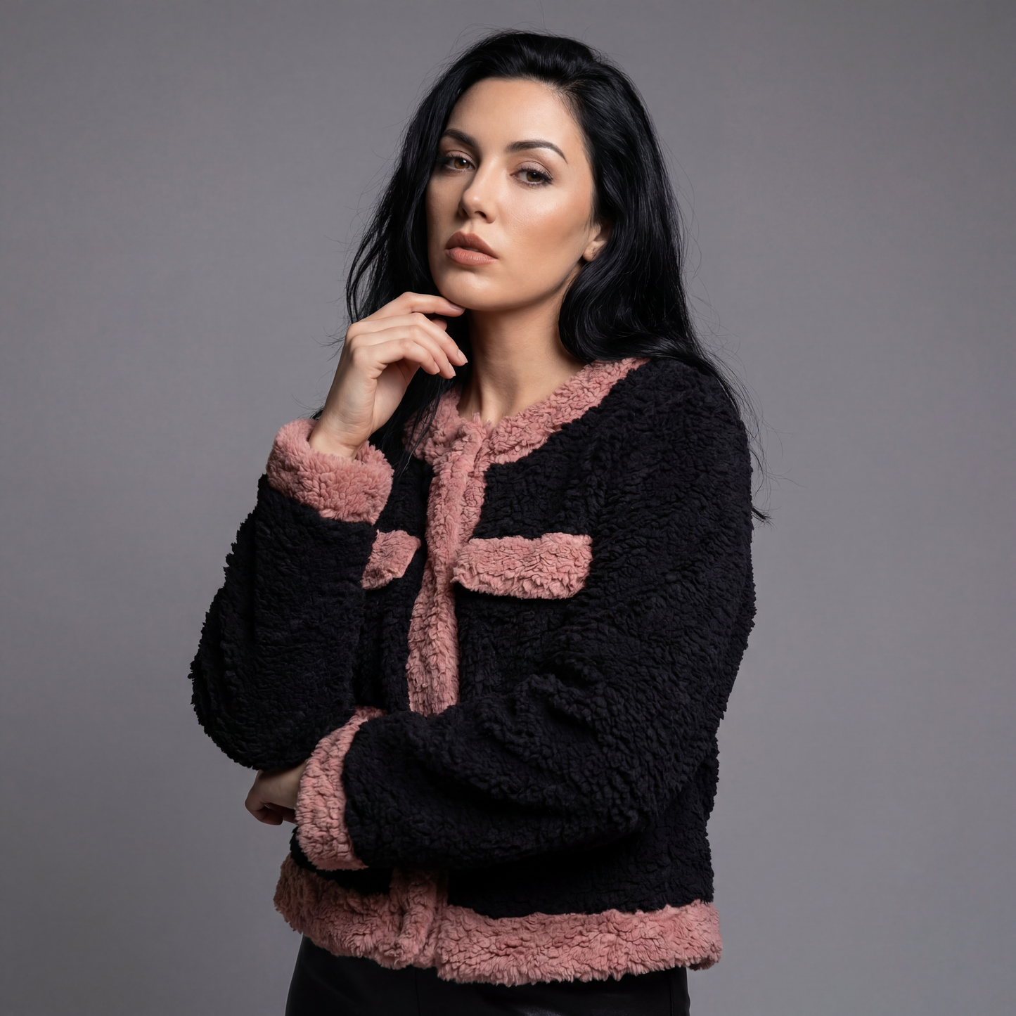 Chic Long Sleeve Faux Fur Jacket with Pocket Details | Soft, Stylish Winter Essential