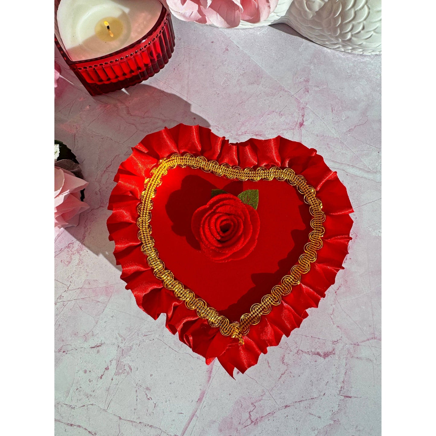 Chocolate Box Heart Shaped Ash Tray With Decorated Lid | 5" x 5" x 2"