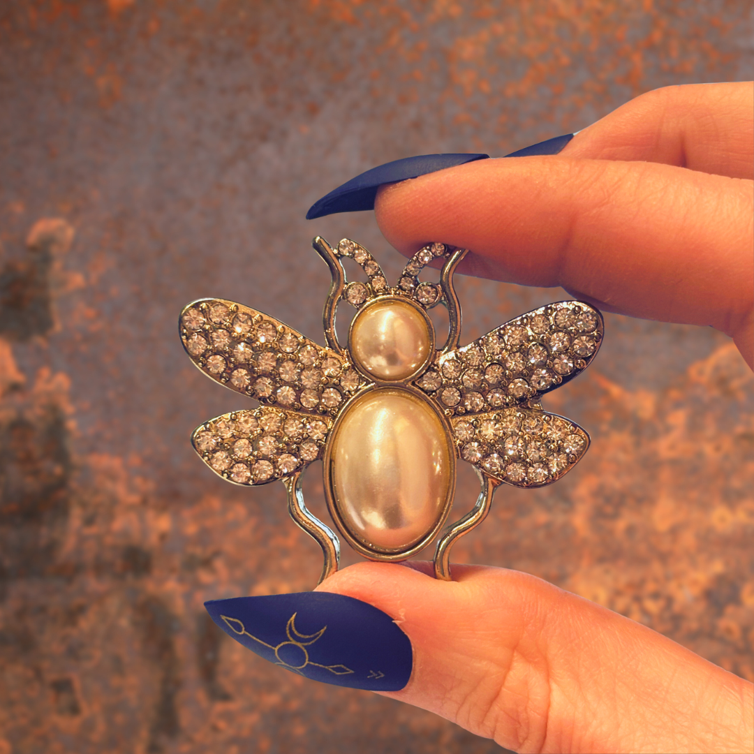Classic Brooch Collection in Metal Alloy [8 Style Options]