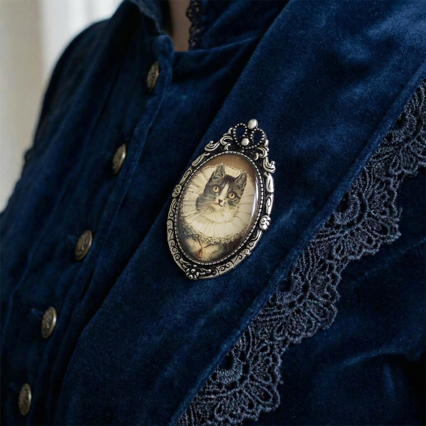 Elizabethan Cat Brooch | Vintage Victorian Cat Portrait Glass Cabochon Pin