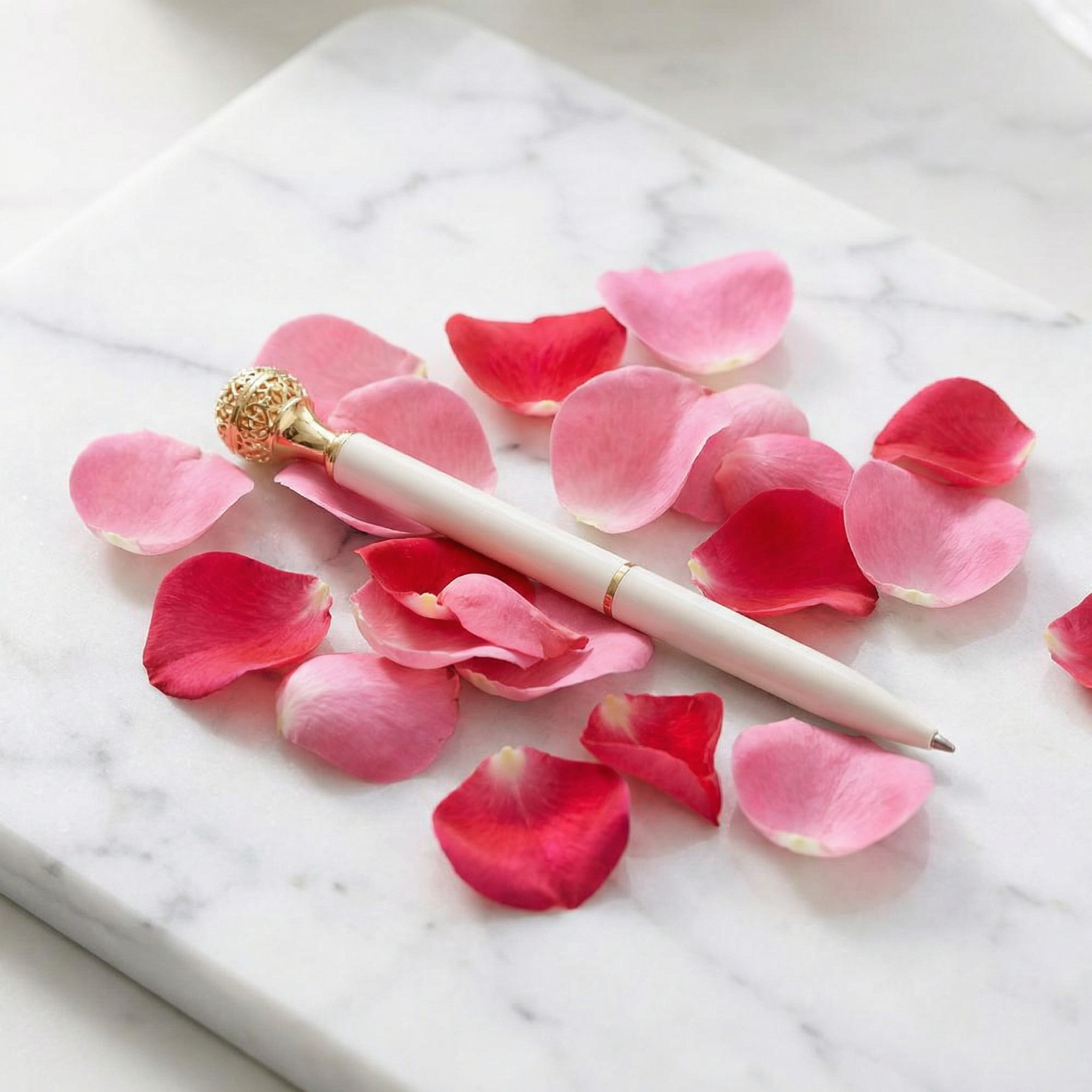 Essential Oil Diffuser Pen in Rose | Includes 1 ml of Essential Oil and 2 Lava Beads | Refillable