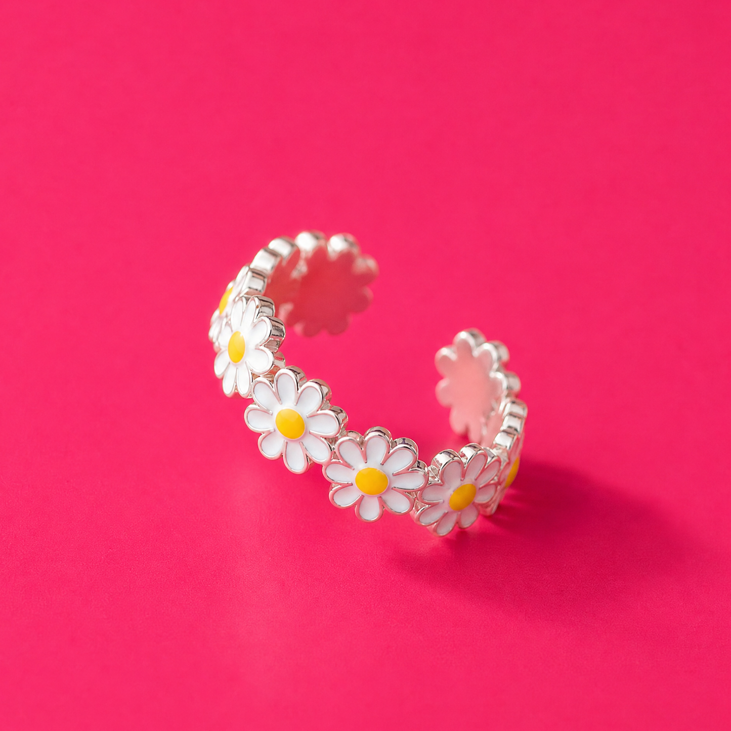 Hippie Dippie Adjustable Daisy Ring