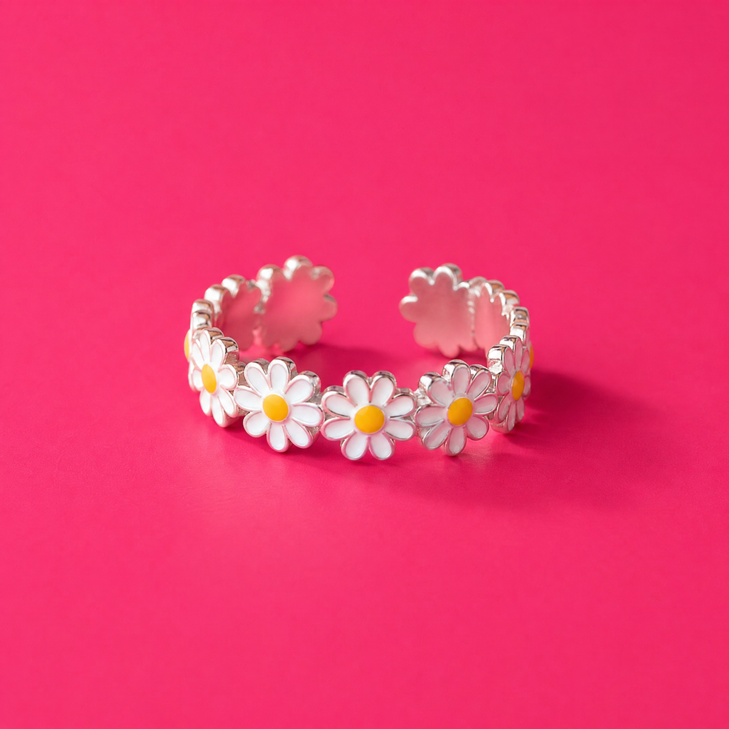 Hippie Dippie Adjustable Daisy Ring
