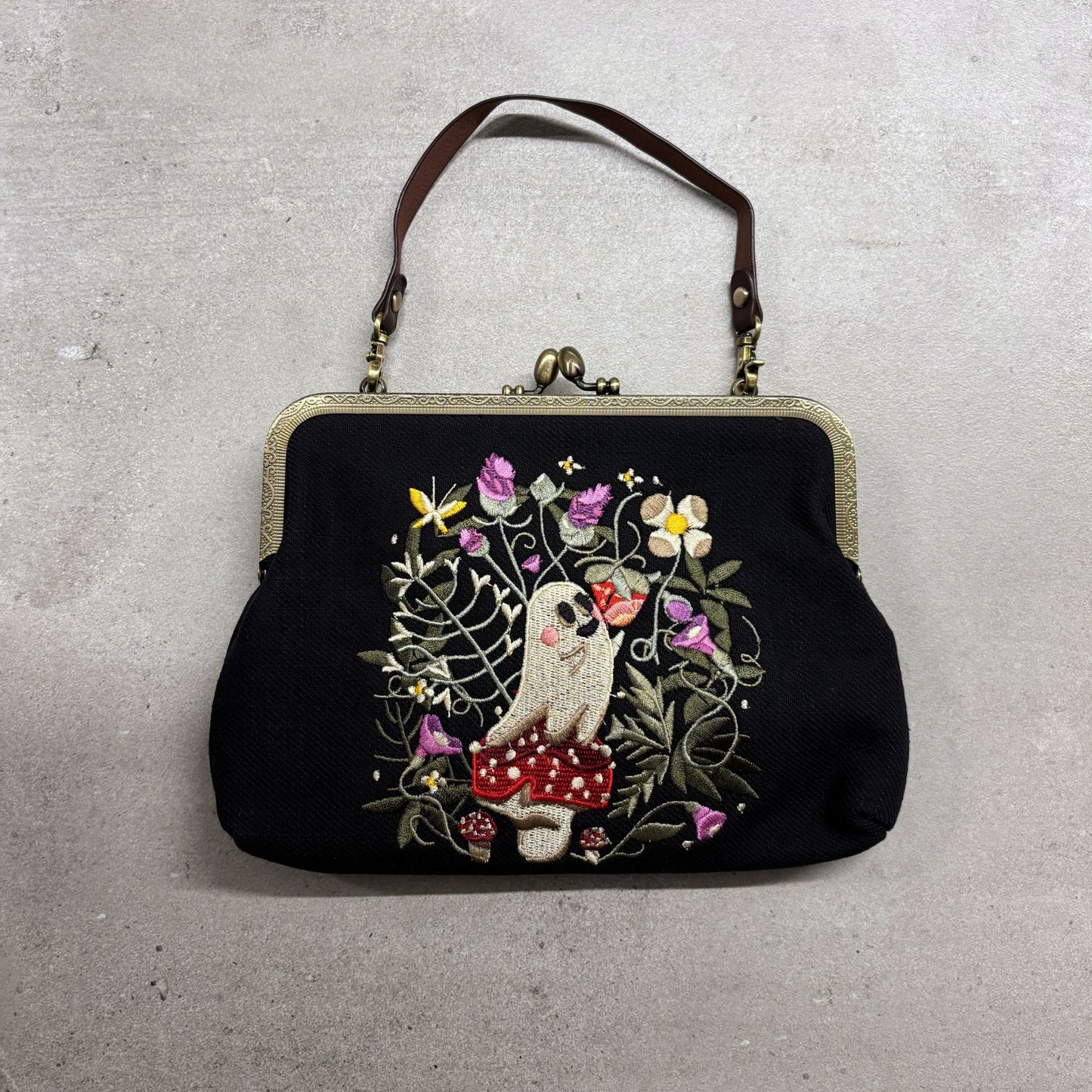 Ghost in Strawberry Field in Linen Blend | Halloween Illustration Handheld Shoulder Bag