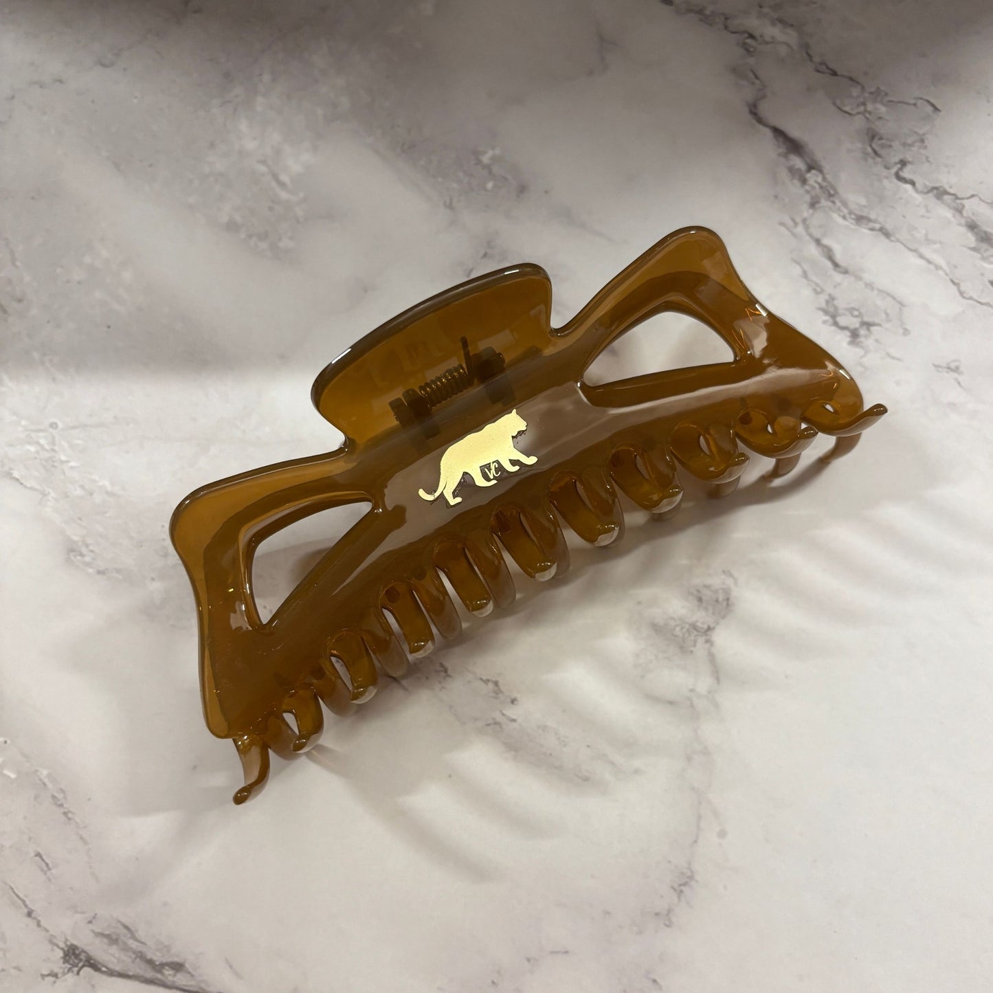 Giant Caramel Megabow Hair Claw for Long, Thick Hair | Velvet Claws Panther Icon in Gold Foil