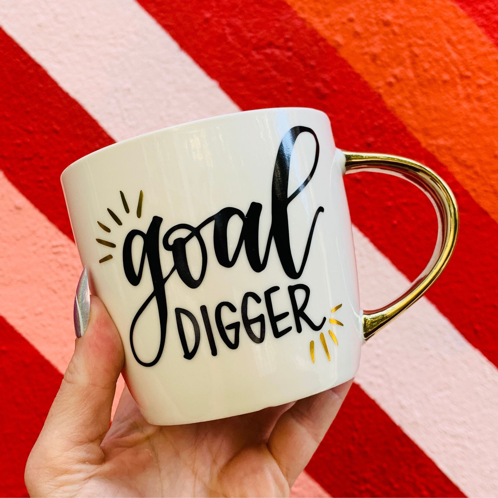 Goal Digger Mug | Gold Handle Coffee Mug | 14 oz.