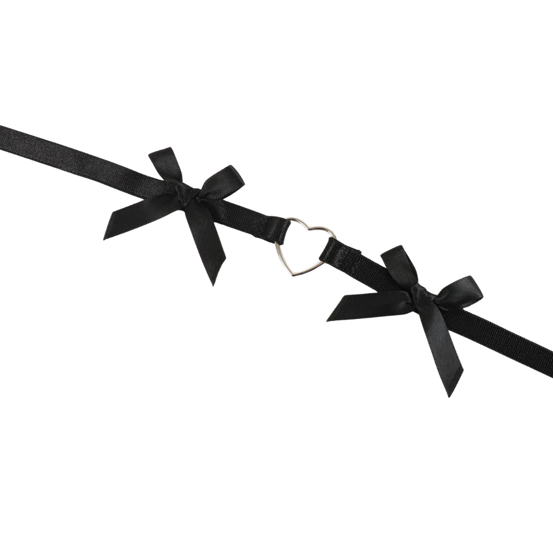Gothic Heart Garter | Black Leg Garter with Silver Openwork Heart