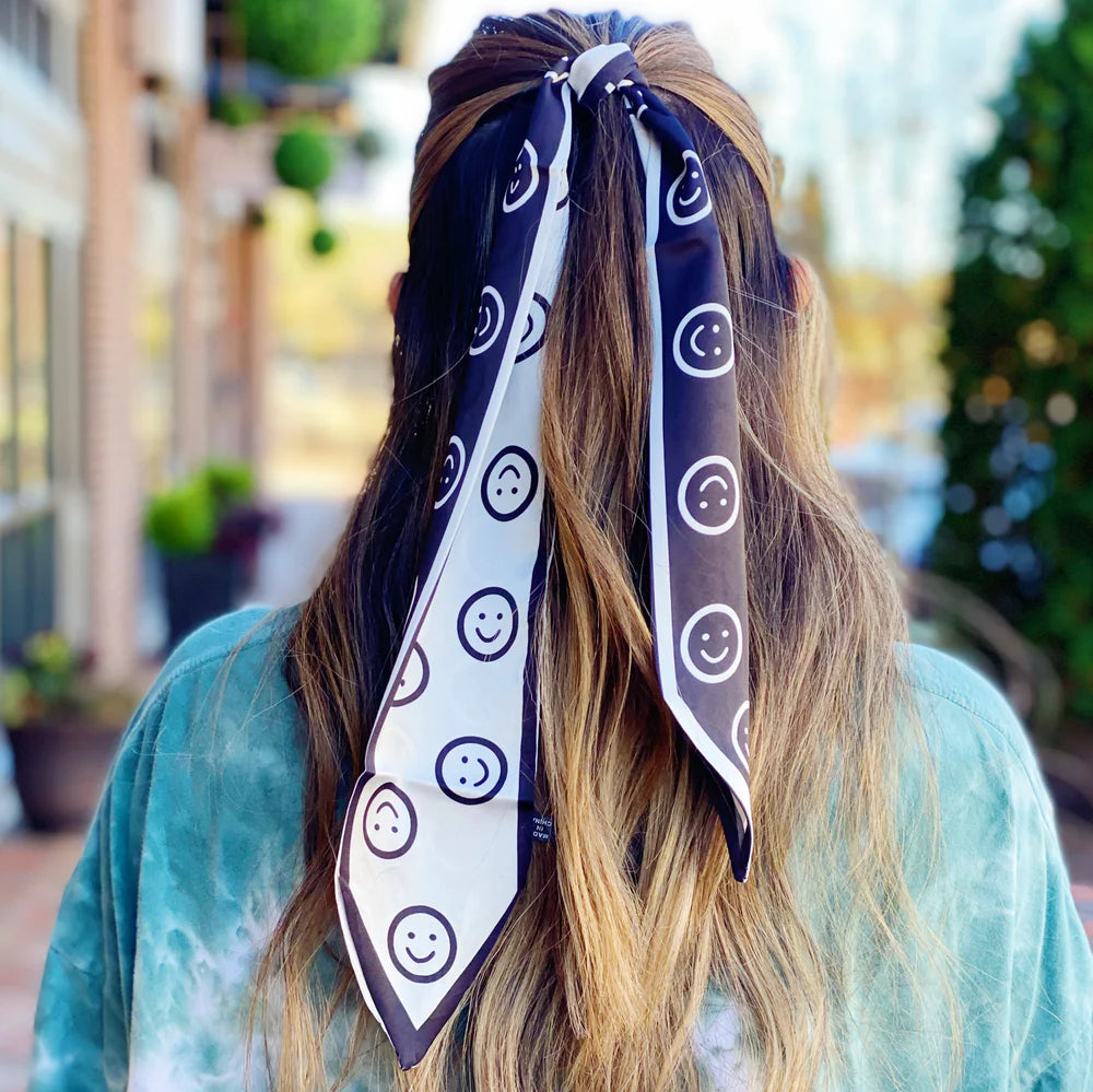 Happy All Around Slim Scarf