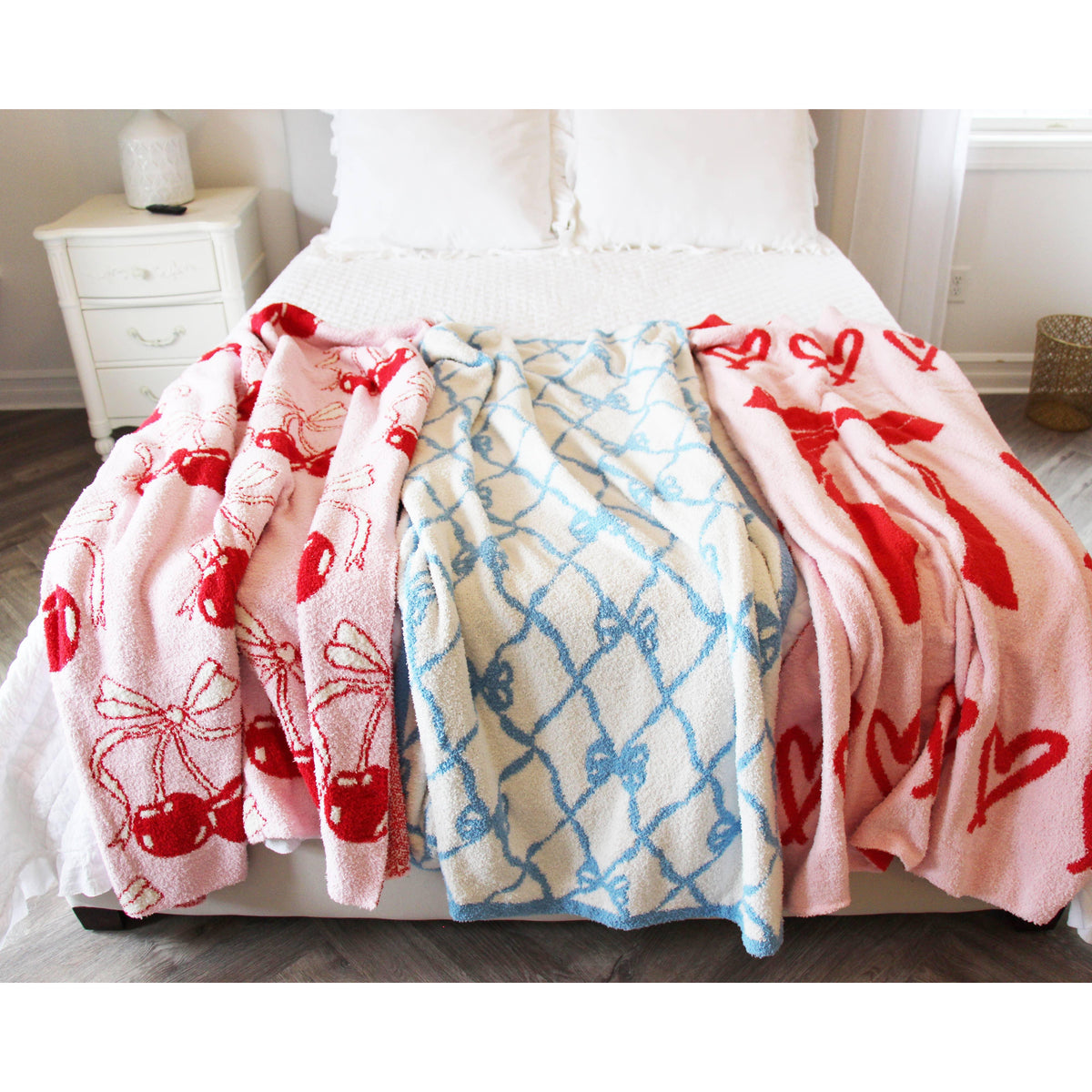Hearts and Bows Cozy Reversible Blanket Cupids Bows | Bow-Tastic Gianna 50" x 60"