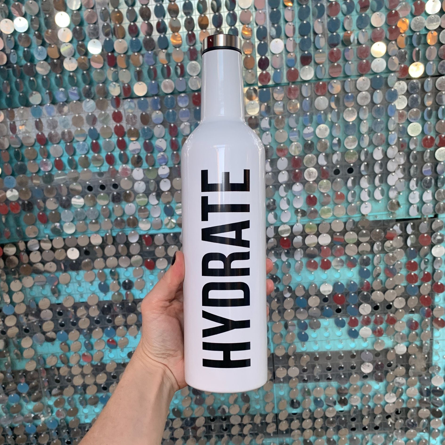 Hydrate Stainless Steel Water or Wine Bottle in White | Holds an Entire Bottle of Wine | 25oz