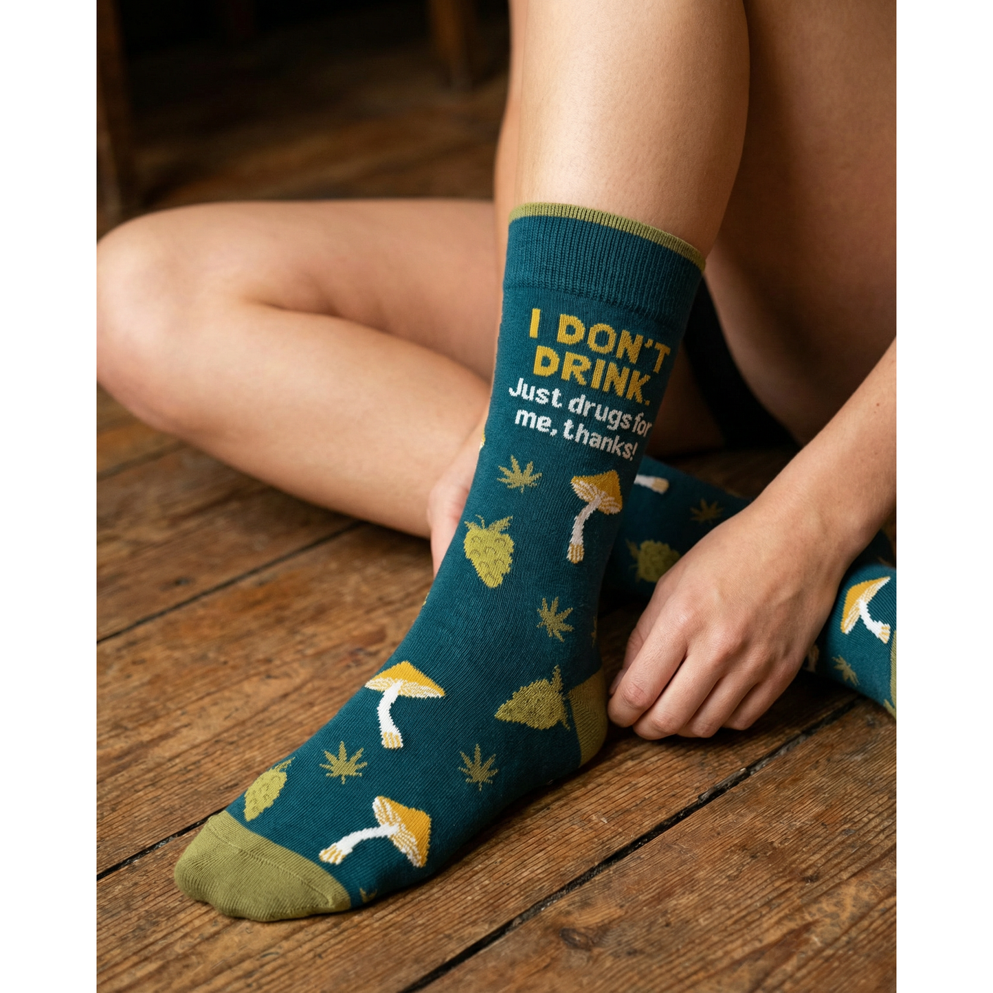 I Don't Drink, Just Drugs For Me Unisex Crew Socks