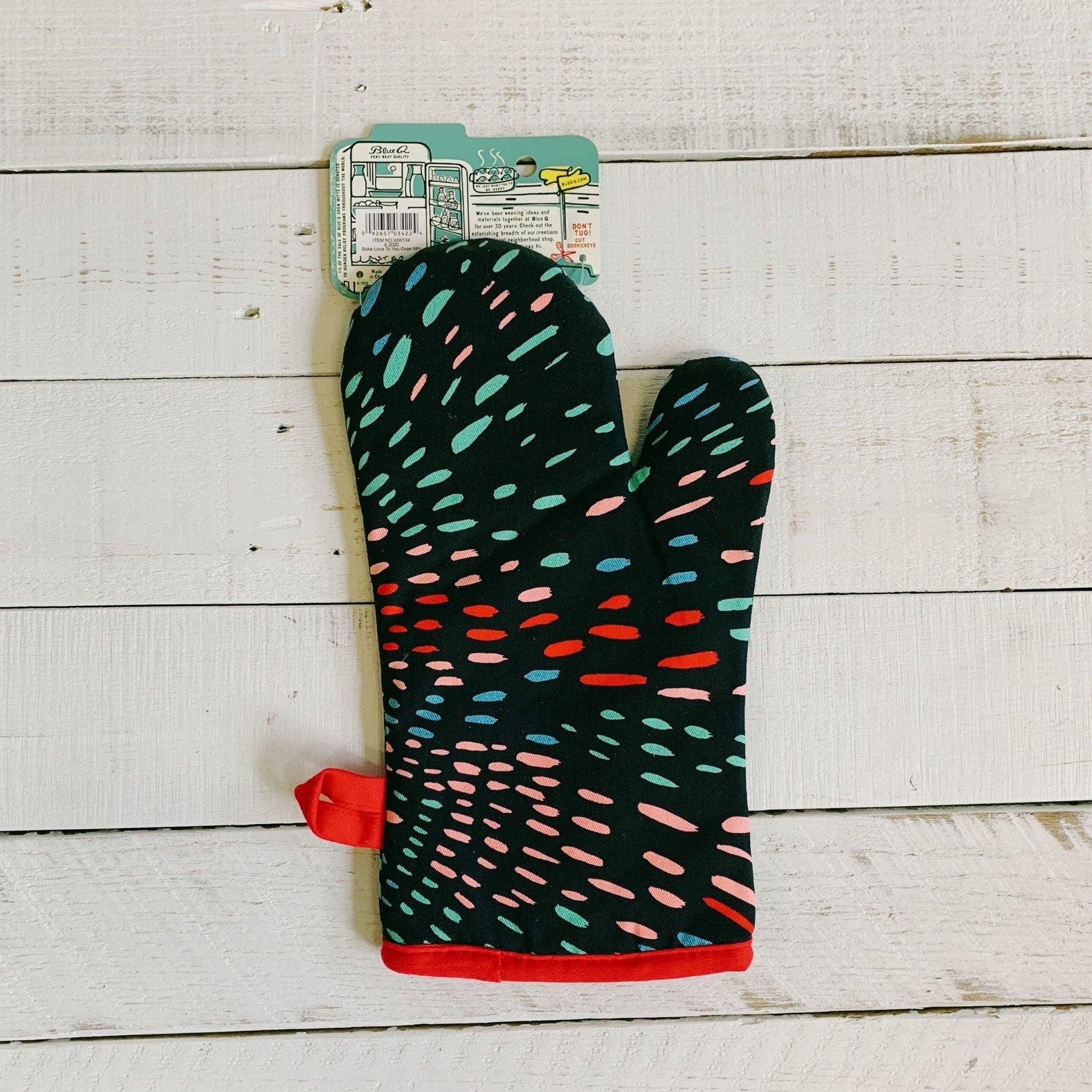 I'll Bake Love To You Oven Mitt | Kitchen Thermal Single Pot Holder | BlueQ at GetBullish